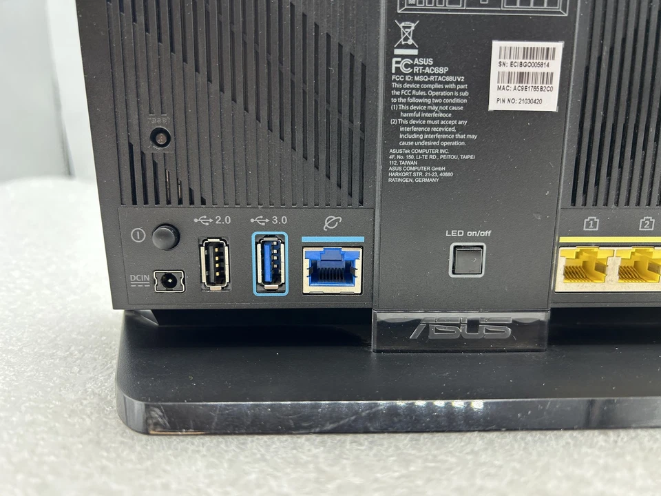 RESET ASUS RT-AC68U AC1900 1300 Mbps 4 Port Gigabit Wireless AC Router NO AC - Image 4 of 4