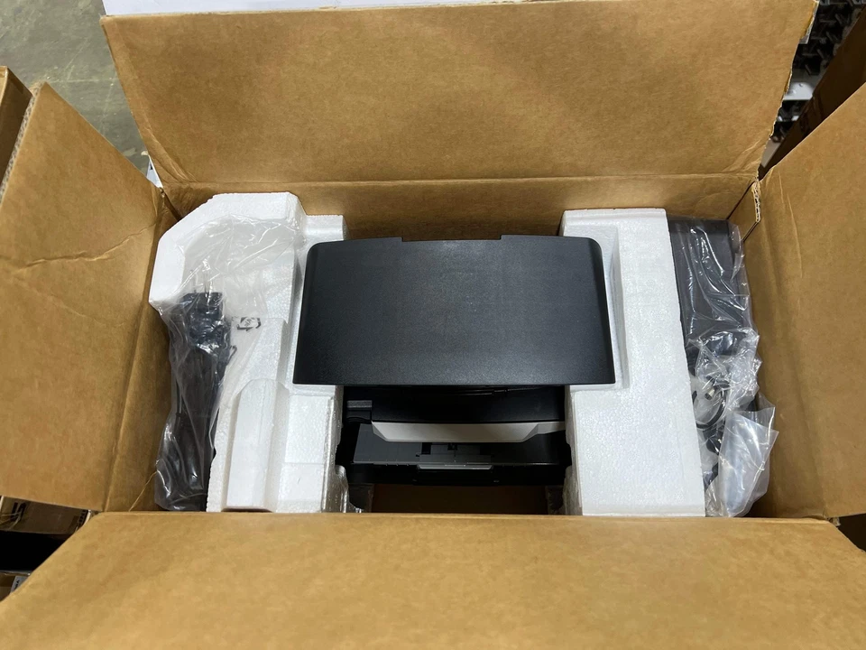 Fujitsu fi-7160 FI-7160 PA03670-B085 ADF Desktop Scanner New In Box - Image 3 of 4