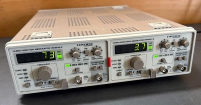 HAMEG 2x 10 MHz Function Generator + 1x HM8001-2 Dual Mainframe - Bild 1 von 4