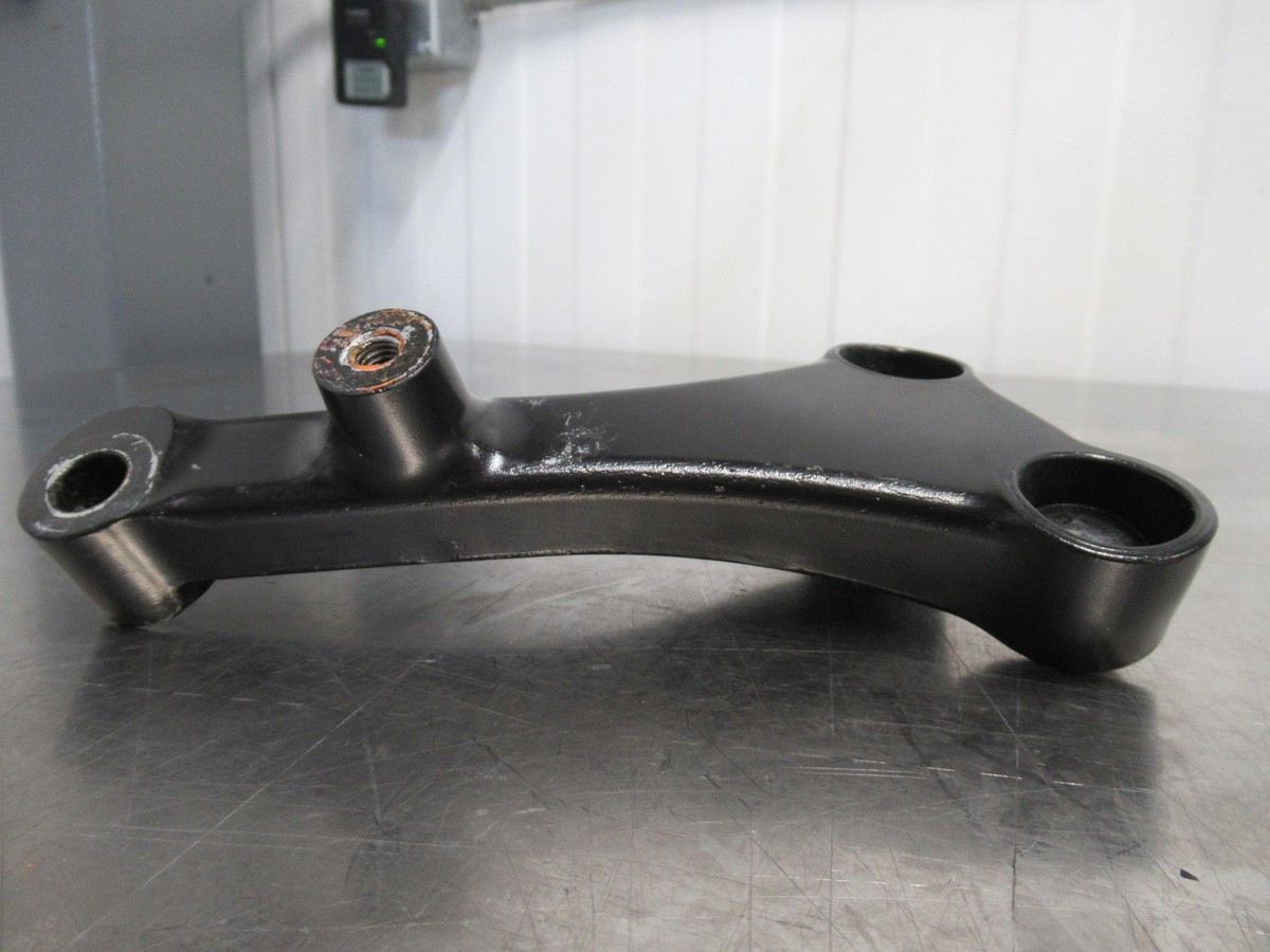Kawasaki Concours 14 Zg1400 2012 Left Front Engine Mount Bracket