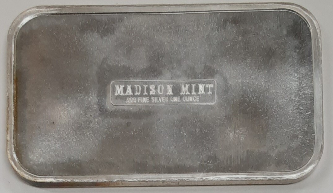Madison Mint .999 Fine 1 Troy Oz Silver Bar - Christmas 1977 SB