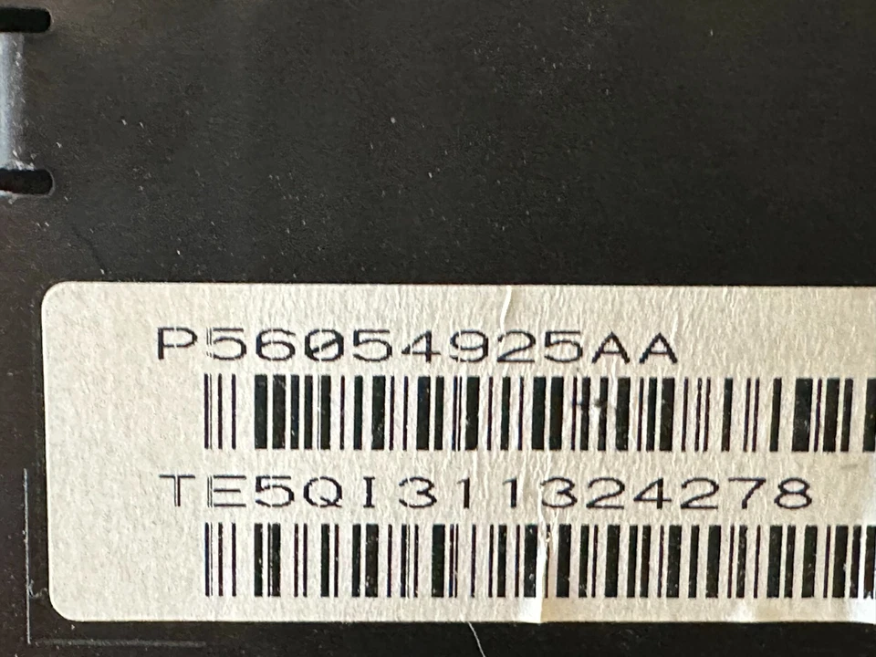 Velocímetro Chrysler Town & Country 2014 cuadro de instrumentos 121.011 millas Foto 3 de 3