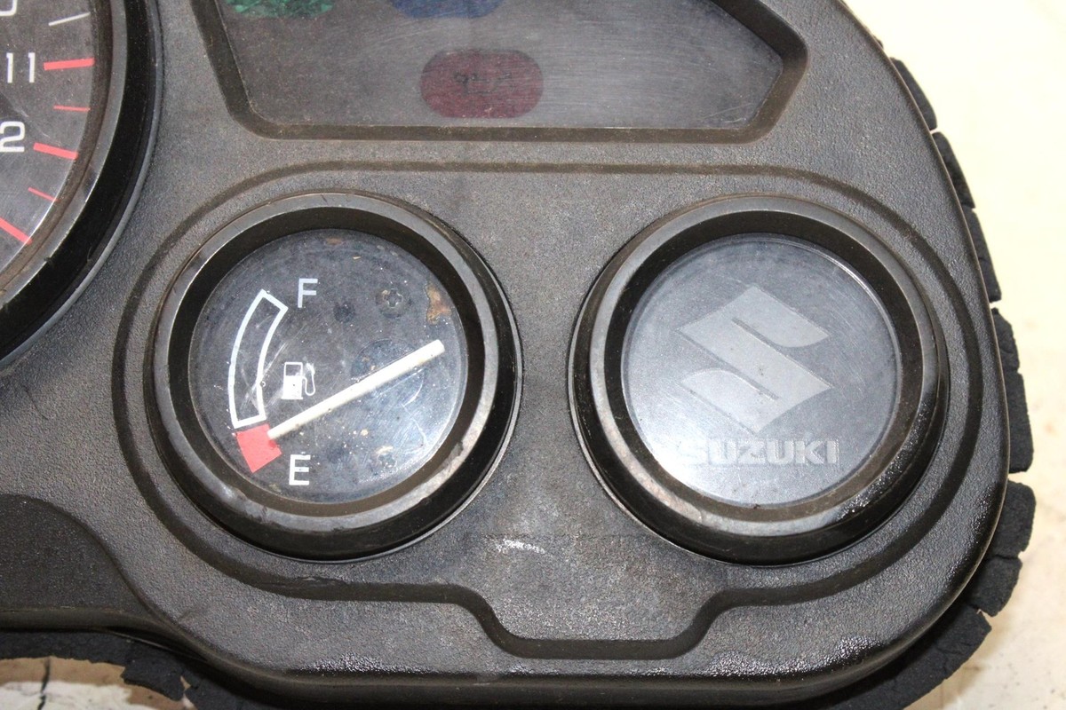 2000 Suzuki Katana 750 GSX750F SPEEDO TACH GAUGES DISPLAY CLUSTER