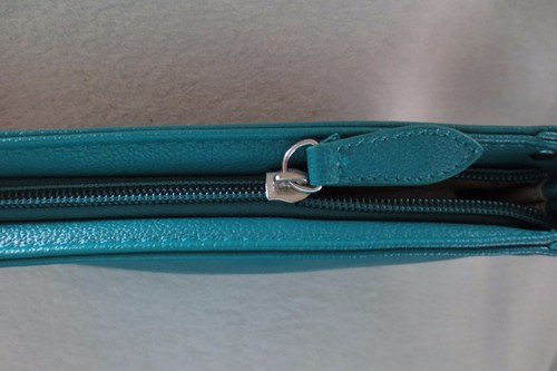 Buxton Women Mini iPad Wristlet Handbag Dark Teal color New - 第 5/9 張圖片