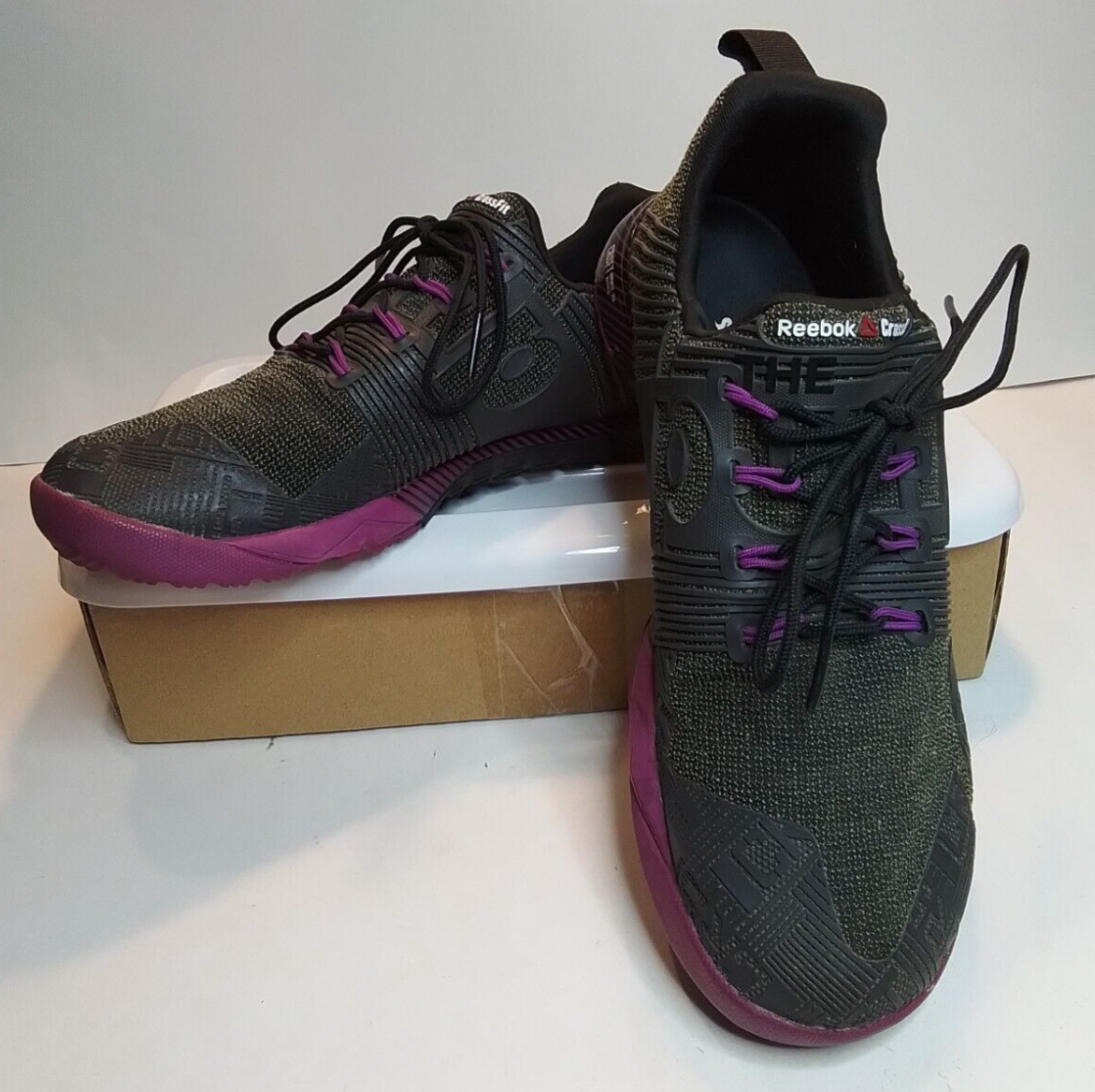 Reebok Womens Size 7.5 Sneaker Purple Black Crossfit The Pump
