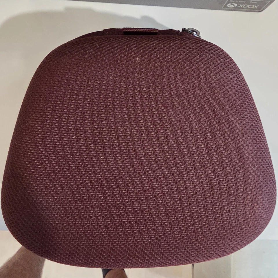 Gears of War 4 Elite Controller and Horde Edition Controller - Image 2 of 4