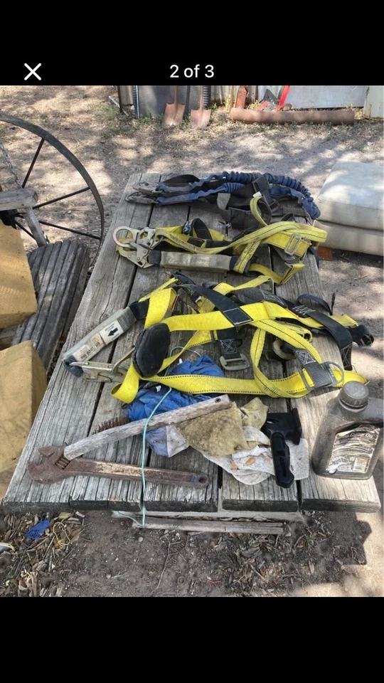 Full Body Harness With Retractable Lanyards - Image 2 of 2