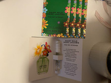 Marc Jacobs Daisy Wild EAU SO INTENSE Spray LOT OF 6 0.04 oz each