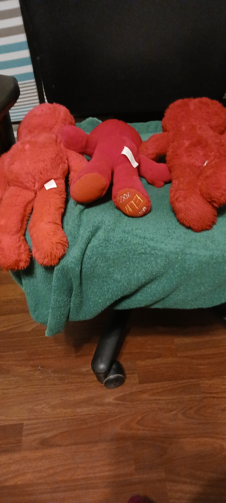 elmo stuff toy