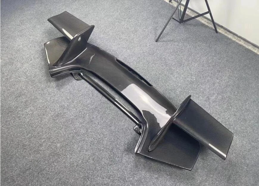 CARBON FIBER REAR WING TRUNK LIP TAIL SPOILER FOR Ferrari 488 GTB MAN Style - Image 2 of 4