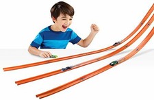 hot wheels track pack 39 pieces