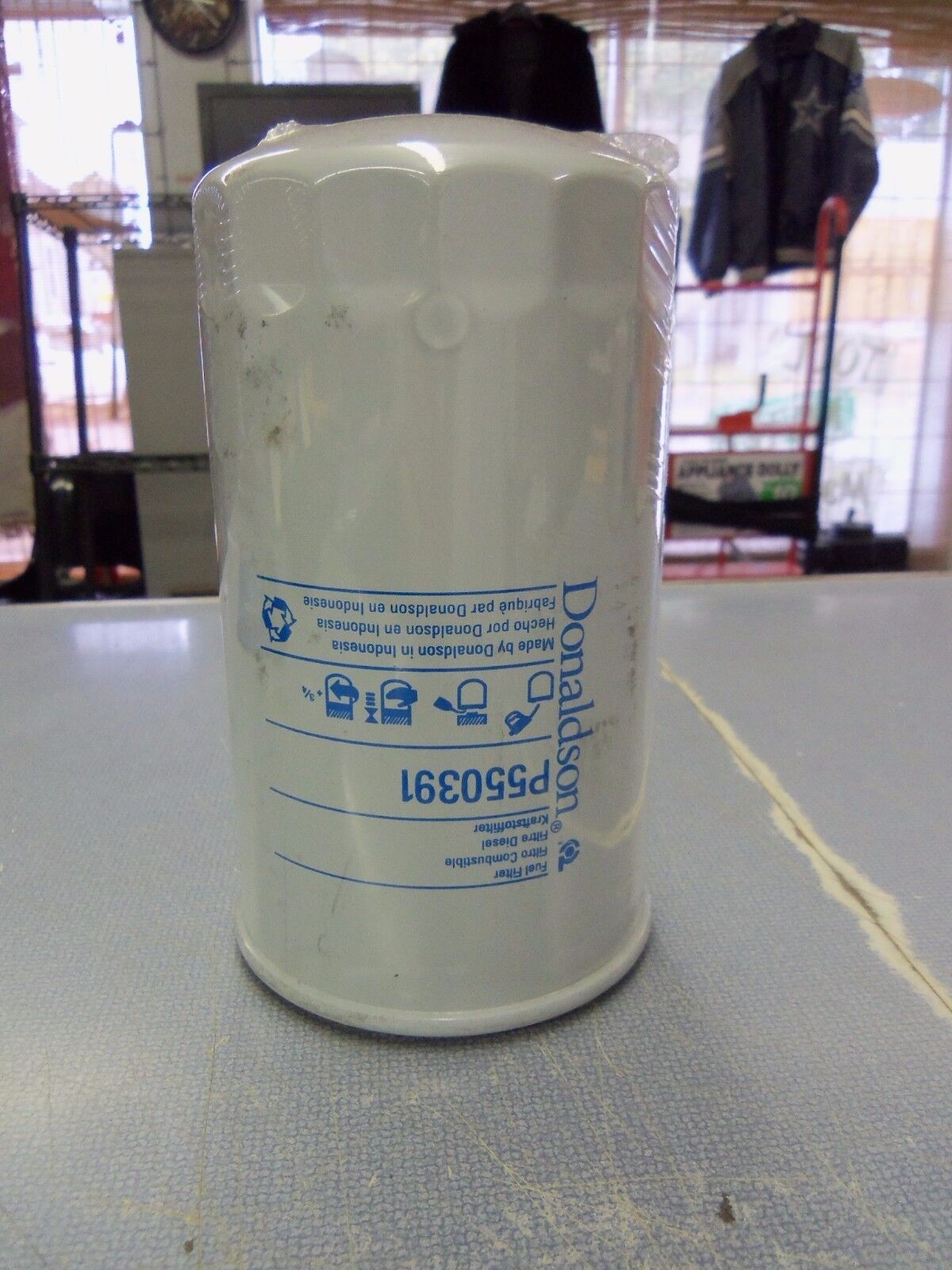 Donaldson P550391 Spin-On Fuel Filter FREE Shipping