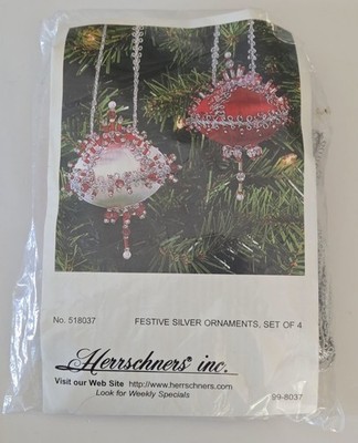 Herrschners Festive Silver Set of 4 Christmas Ornament Bead Kit 518037