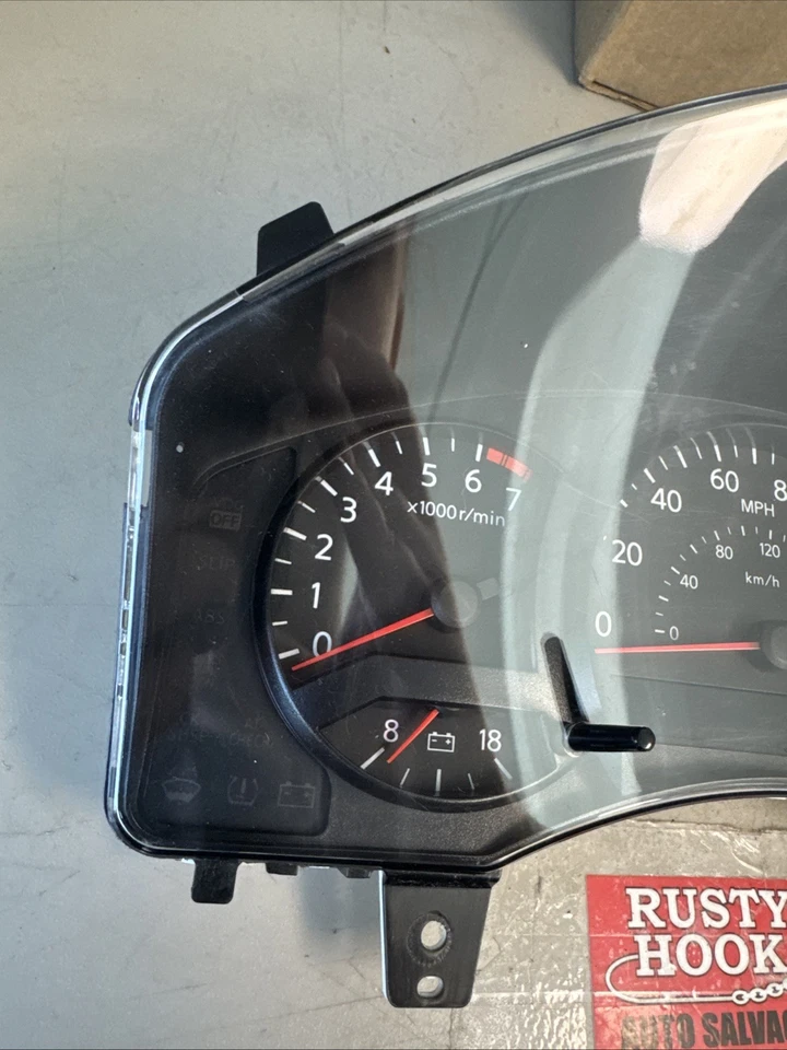 06 2006 Nissan Titan Speedometer Instrument Cluster 217k Miles 24810-7S02D Foto 2 de 4