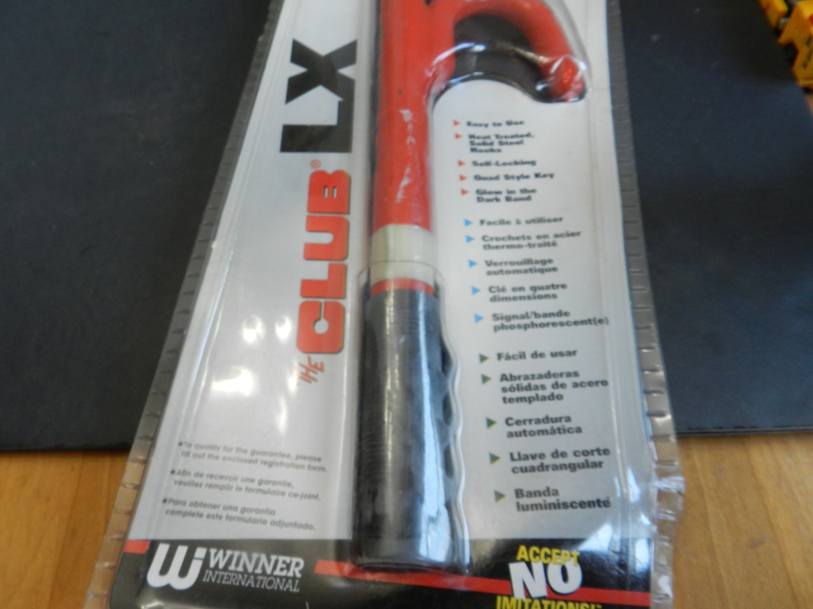 THE CLUB LX - CAR STEERING WHEEL LOCK/KEYS - NOS