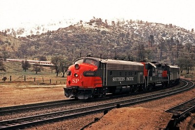 SP EMD FP7 6459 w PRS Special on the Tehachapi Loop April 1971 8.5 x 11 Photo