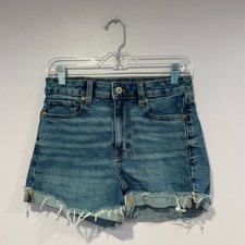 American Eagle medium wash mom jean size 4