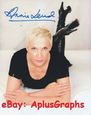 ANNIE LONNOX... Walking On Broken Glass Singer (Eurythmics) SIGNED