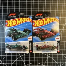 HOT WHEELS   Formula 1   Scuderia FERRARI  ASTON MARTIN Aramco   F1