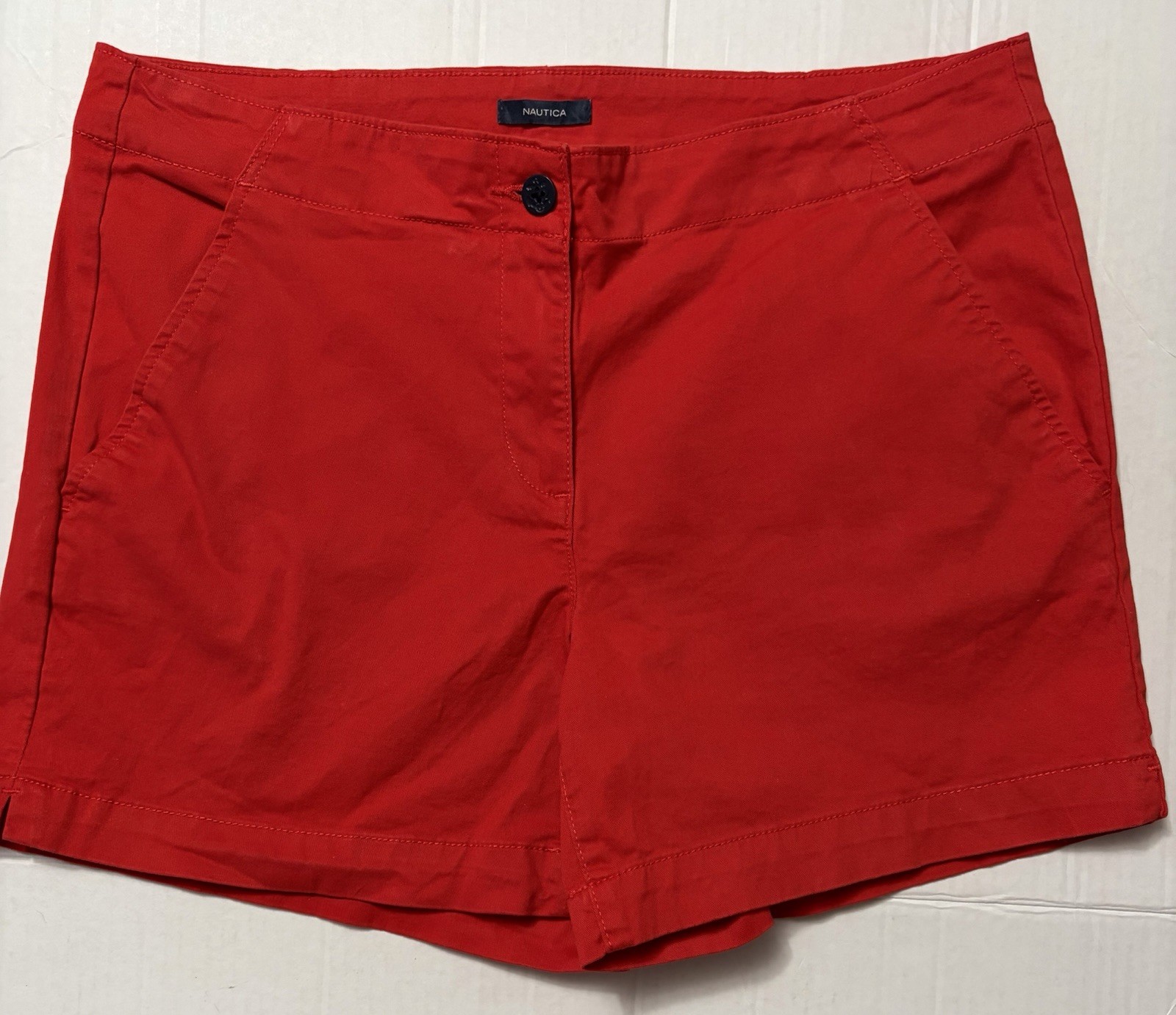 Nautica Women's Red Chino Shorts Size 12 Classic Preppy Summer Casual Cotton