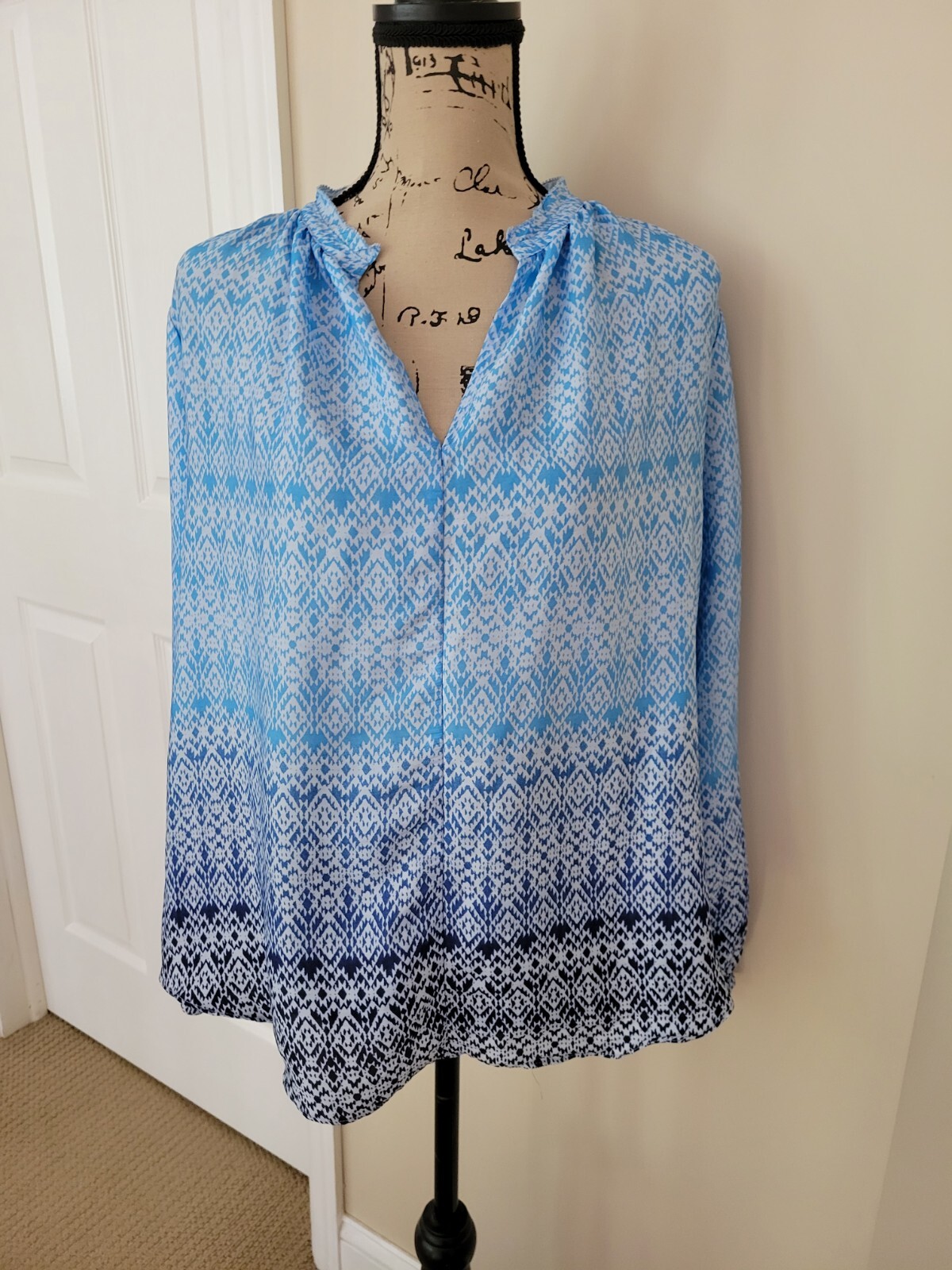 Gap Medium Blues Blouse - image 1
