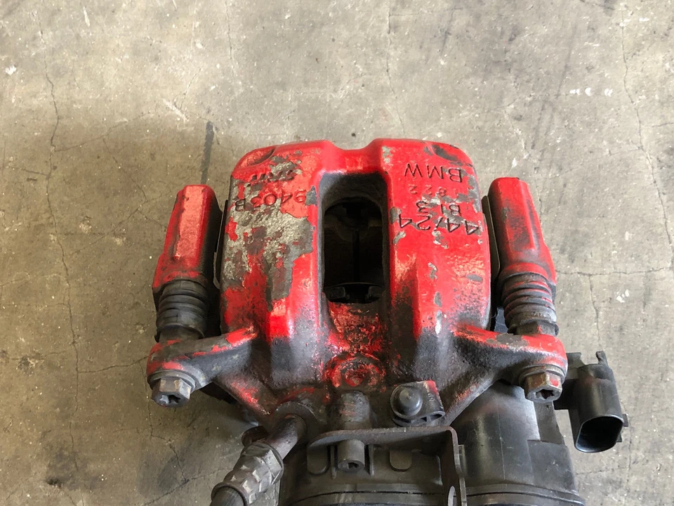 Pinza de freno trasera izquierda lado conductor 13 14 15 BMW F06 F12 F13 650i 640i 1486 OEM Foto 3 de 4