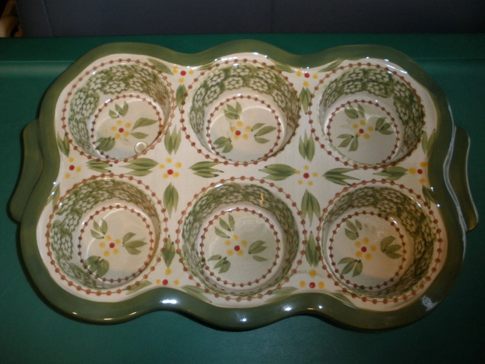 Temp-Tations By Tara Old World Green Large 6 Cupcake Muffin Pan Tray (7)
