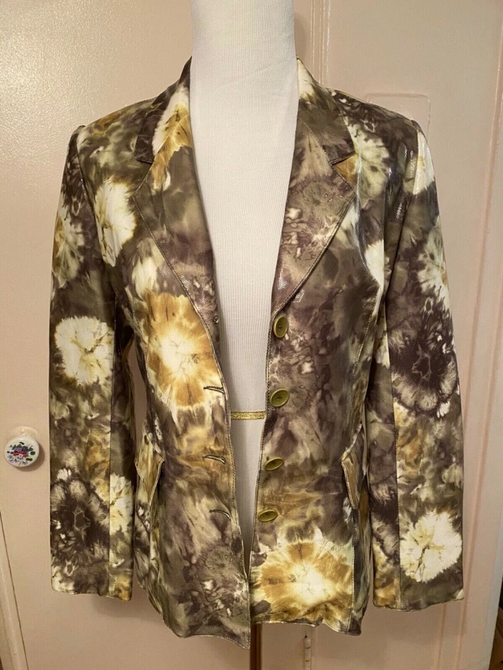 Jaqueta Blazer Feminina Marca "Vertigo" Verde Tamanho Pequeno Fabricada na França - Imagem 2 de 4