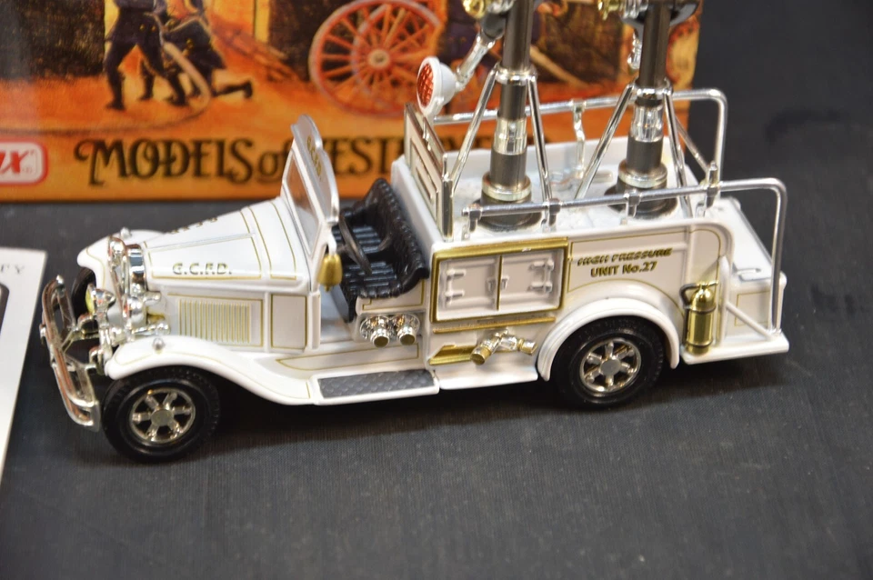 MATCHBOX FIRE ENGINE SERIES 1932 FORD MODEL AA HIGH PRESSURE TRUCK DIE CAST - Immagine 2 di 4
