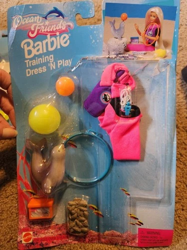 Vintage 1996 Barbie Ocean Friends Training Dress 'N Play Set Mattel #67508