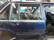 Porte arrière et accessoires Volvo 960