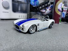 Jada Toys-Bigtime Muscle  1965 Shelby Cobra 427 S/C -Diecast Car - 1:24 Scale
