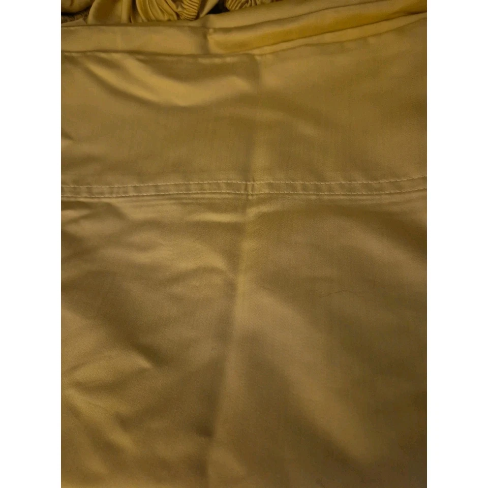 Juego de sábanas de conserjería de 5 55 % rayón de bambú 45 % poliéster KING amarillo suave  Foto 4 de 4