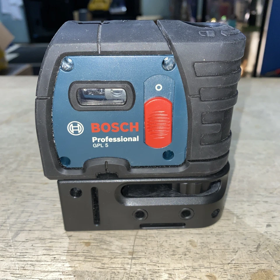 Láser de alineación autonivelante de 5 puntos Bosch GPL5 con estuche y trípode Foto 3 de 4