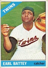 1966 Topps #240 Earl Battey