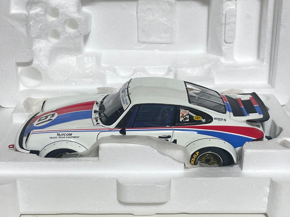 Exoto 1/18 Porsche 934 RSR #61 Daytona 24h 1977 Jim Busby Exoto 1/18 Porsche 934 RSR #61 Daytona 24h 1977 Jim Busby