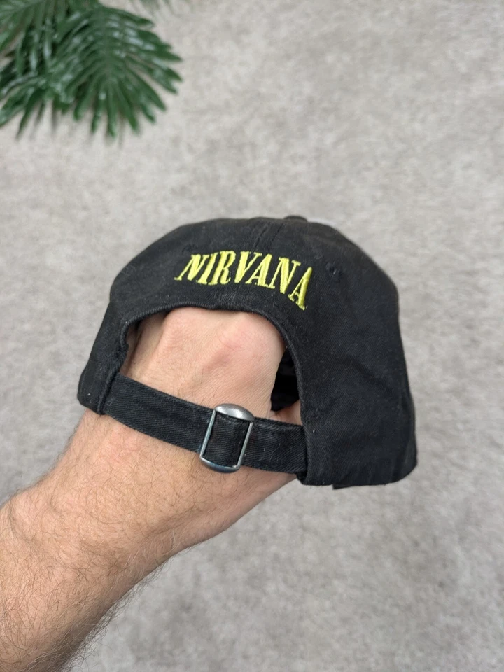 Sombrero Concept One Nirvana Smile para Hombre Talla Única Negro Ajustable Correa De Colección Foto 3 de 4