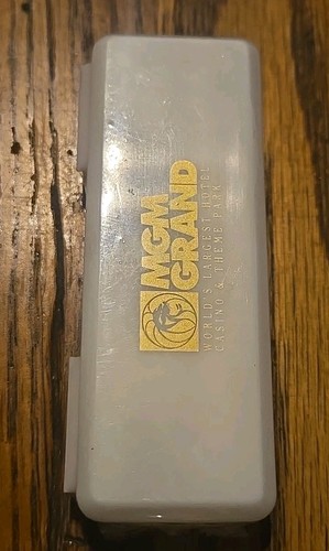 MGM Grand Hotel Travel Kit Complementary Toiletry Guest Original Case Las Vegas - 第 3/5 張圖片