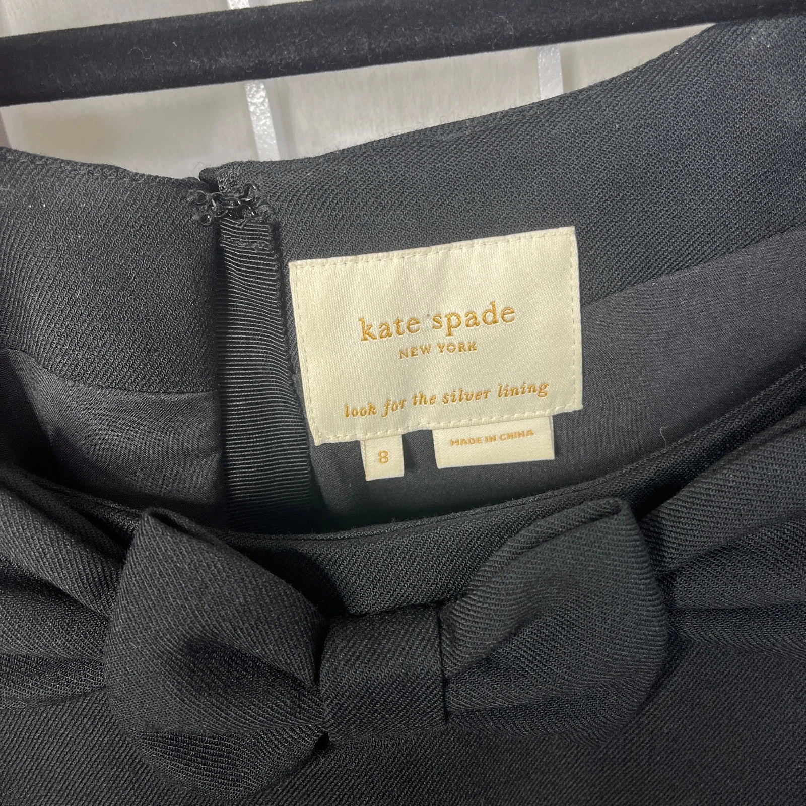 Abito crepe Kate Spade 8 ragazze mini fiocco scollo scoop lusinghiero NERO matita