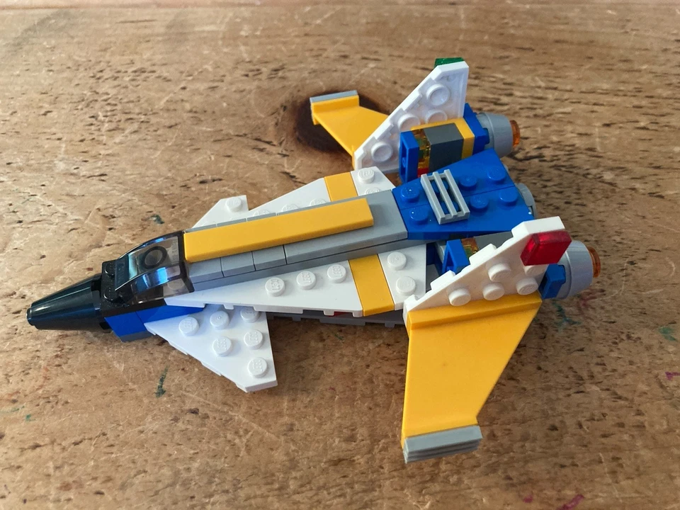 LEGO Creator 31042 Super Soarer, photo 2 of 5