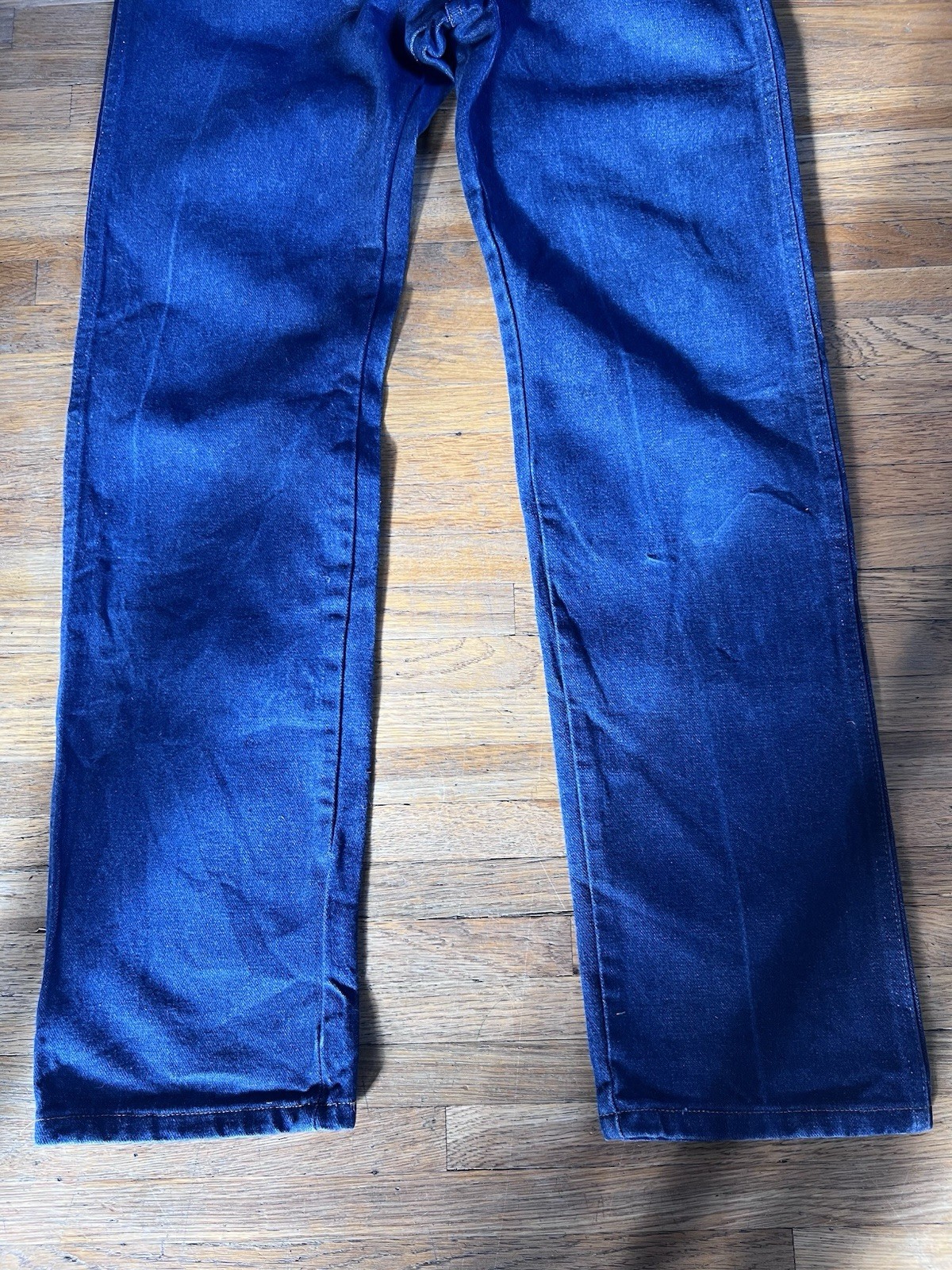 Wrangler 13MWZ Jeans Men's (Fits 32X32) Cowboy Cut Rodeo Distressed Blue Denim thumbnail 5