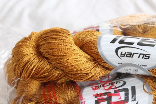 8 skeins of spun gold yarn Beautiful! - Picture 2 of 2