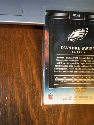 D'andre Swift 2023 PANINI ORIGINS Blue Parallel #69 Eagles Bears /99 - Picture 7 of 7