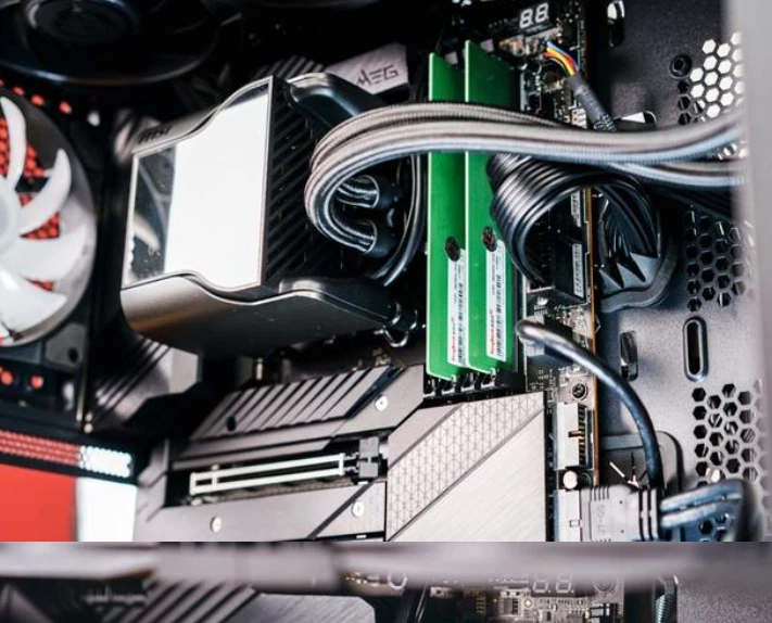 Samsung 8GB/16GB/32GB RAM PC5-38400 DDR5-4800 DIMM Memory 288pin for Desktop lot - Image 3 of 4