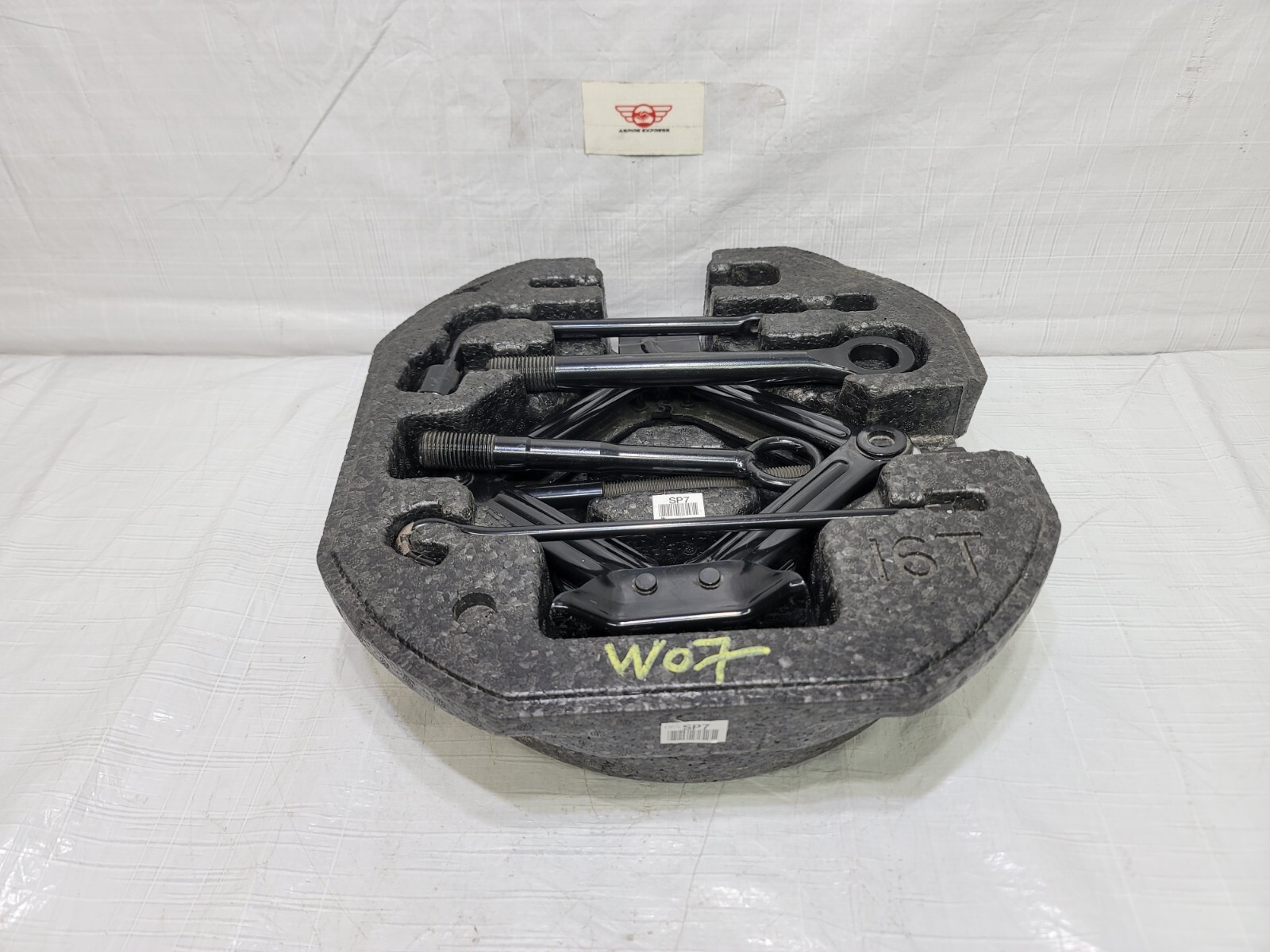 2018-2023 Hyundai Kona Spare Tire Jack & Tool Kit Lug Wrench Foam OEM ...