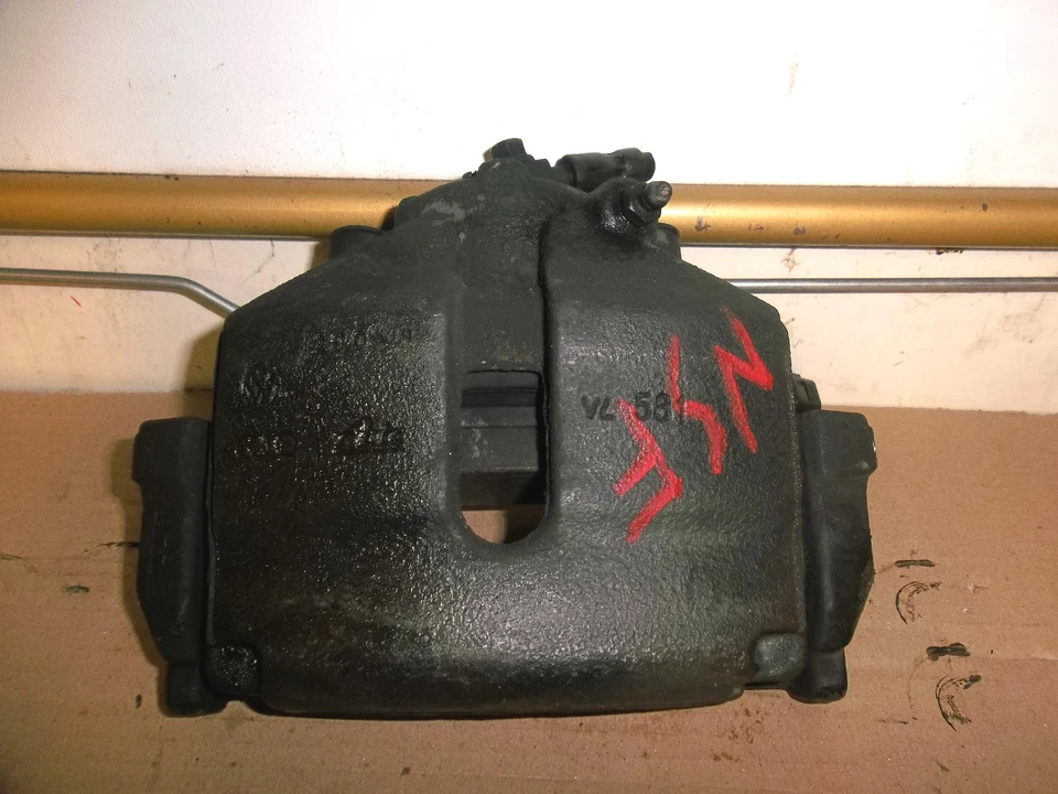VW VOLKSWAGEN PASSAT 2006-2010 2.0 TDI PASSENGER FRONT BRAKE CALIPER 581 ATE - Image 1 of 1