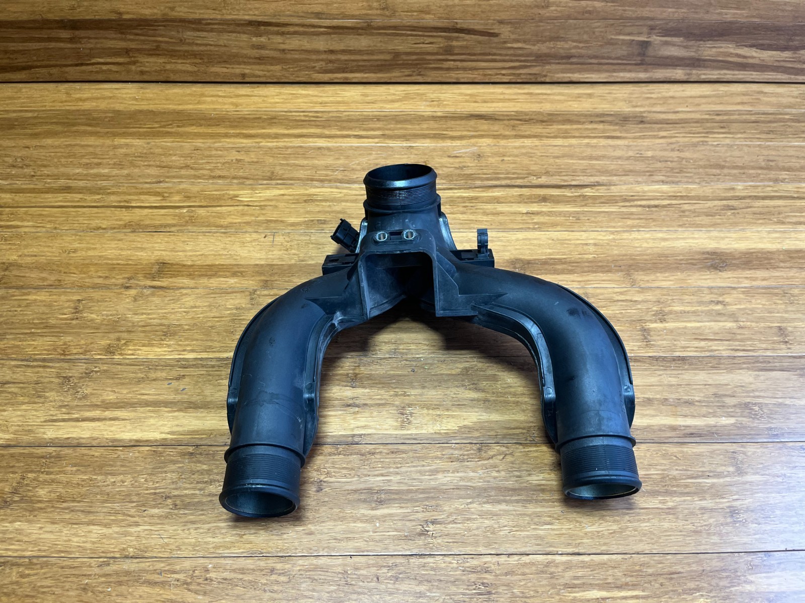 2017-2020 Maserati Levante M161 Intercooler Pressure Air Intake Pipe Duct OEM