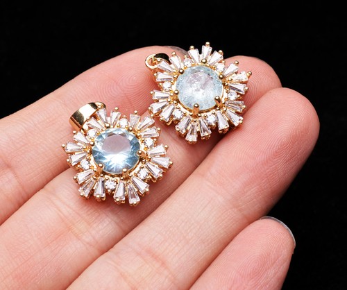 8.1g 2Pcs Natural Blue Aquamarine Crystal Gemstone Carving Pendant AAAA - Picture 3 of 6