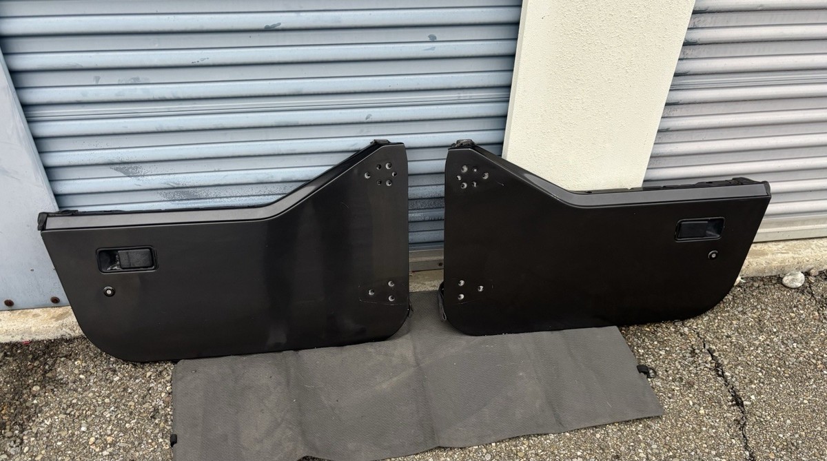 Jeep Wrangler TJ 97-06 Hard Half Doors Pair Gray *BARE* No Key