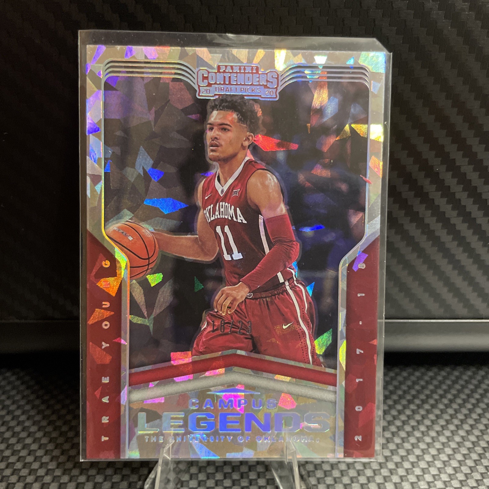 2020 Panini Contenders Draft Picks Campus Legends Trae Young #28 Cracked Ice /23